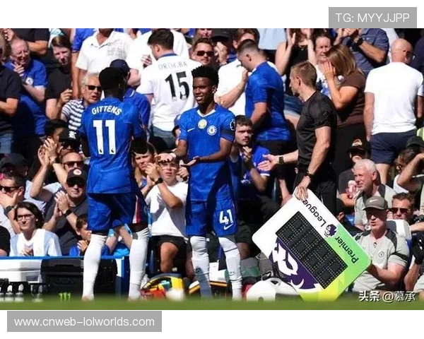 布莱顿闷平水晶宫，两队门将发挥神勇
